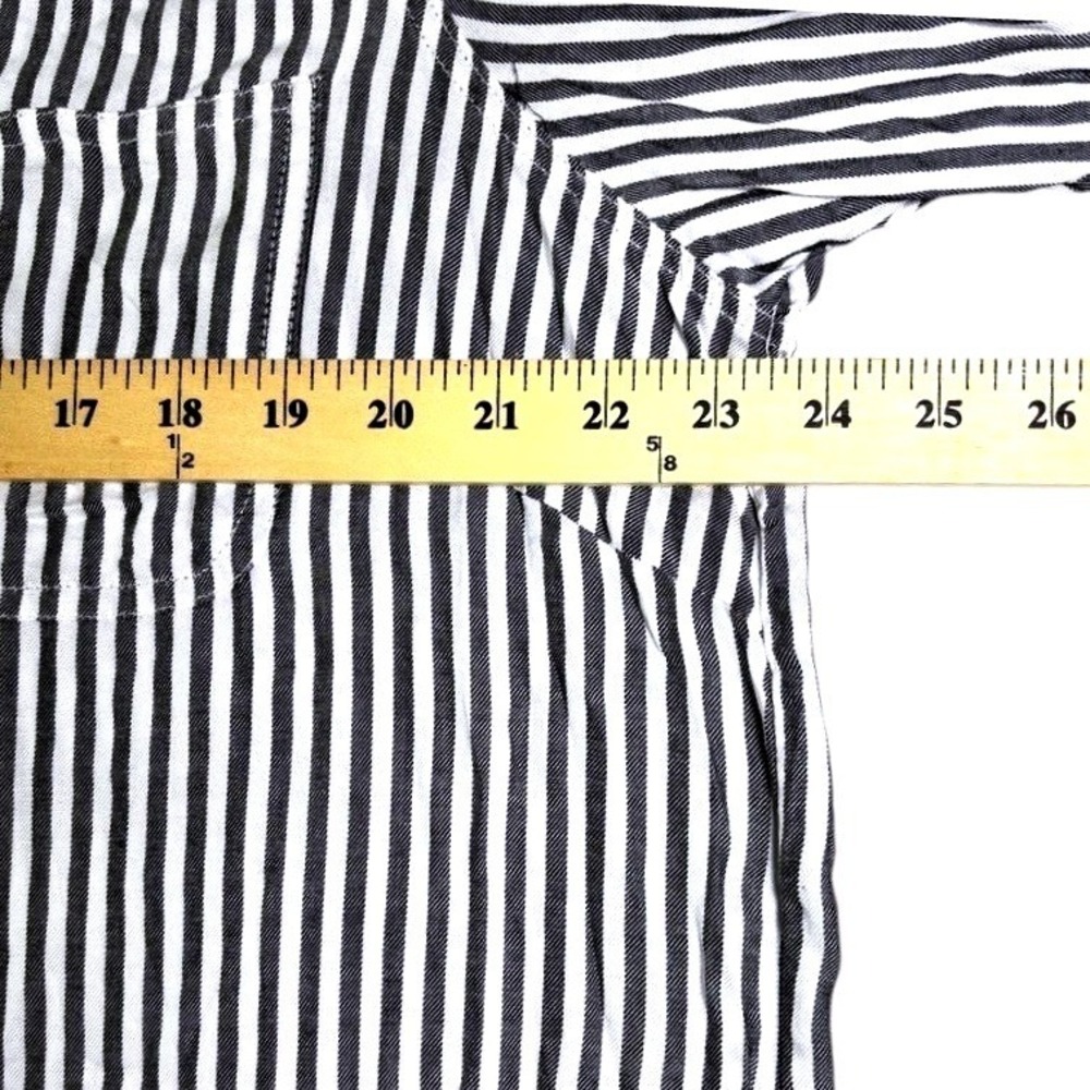 VelvetHeart 1X Stripe Button Shirt Black White 1X Classic Preppy Casual Relaxed - Picture 12 of 13